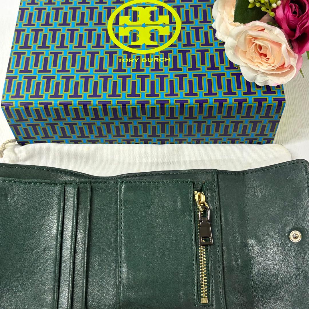 新品同様‼️ 現行 トリーバーチ 財布 三つ折り 折り財布 キルティング