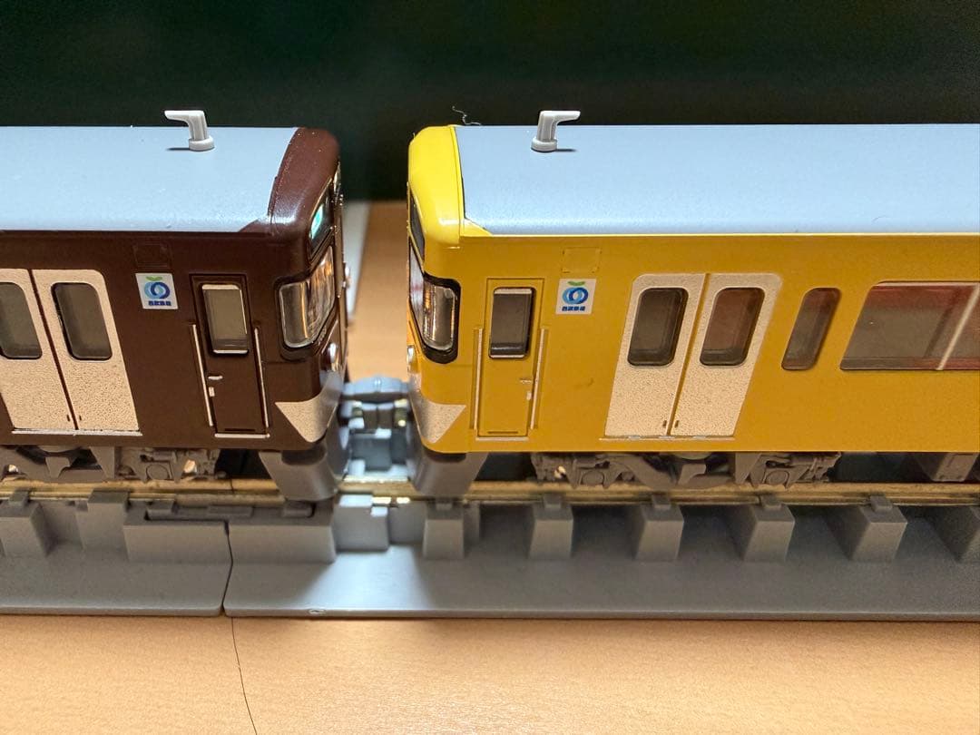 西武新2000系　2069編成＋2463編成　チョコバナナ編成