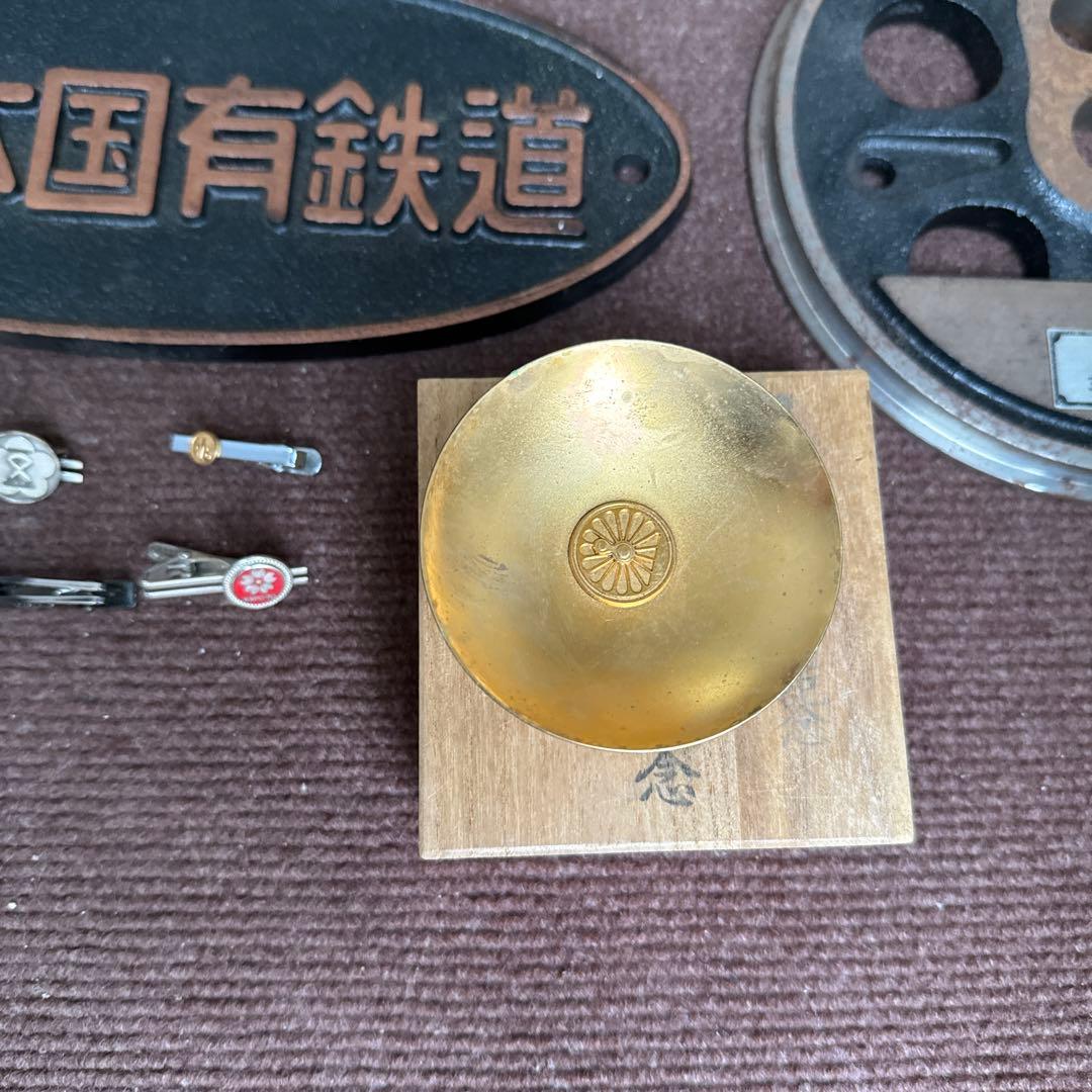 鉄道グッズ コレクション 置物、タイ、褒賞バッチ