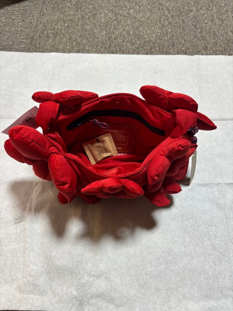 ■新品■未使用■コーチトピア　ループフローラル ポリエステルショルダーバッグ