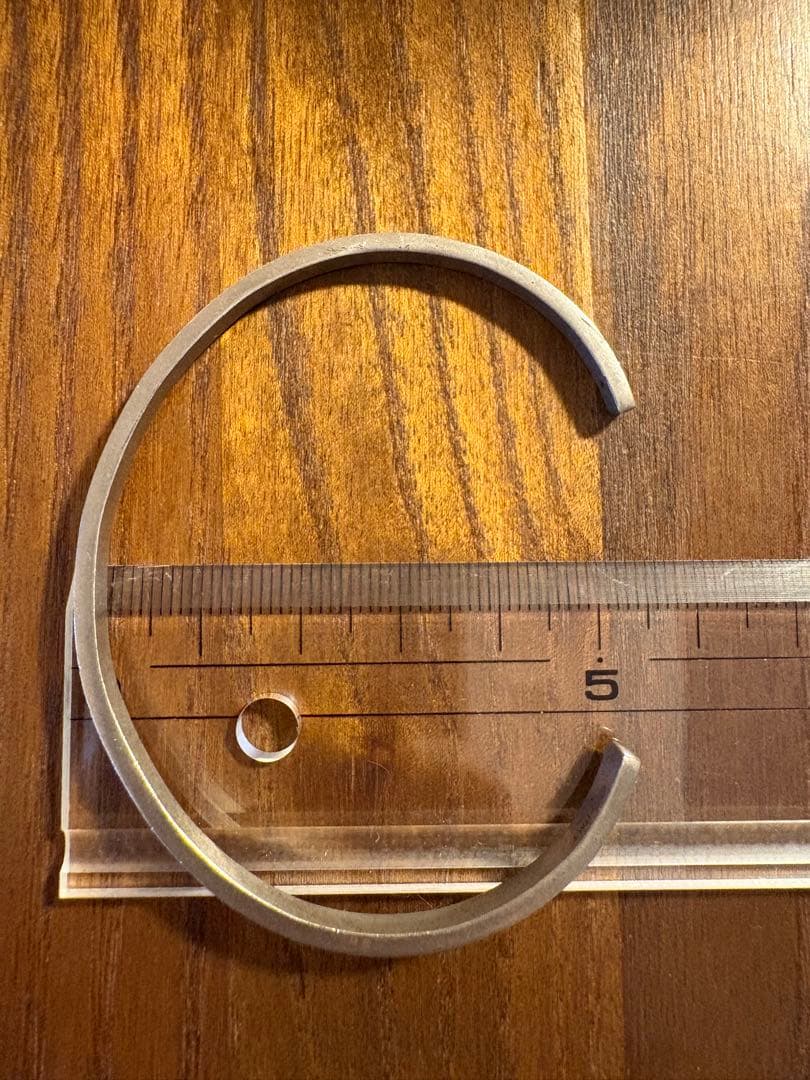 【限定値下げ】Maison Margiela(メゾン マルジェラ) バングル