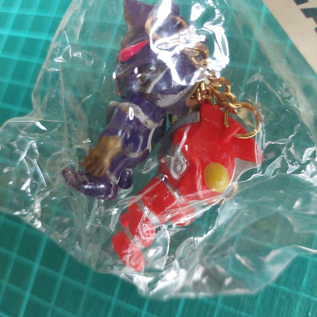エラー品 ウルトラマン ゼアス キーホルダー 非売品