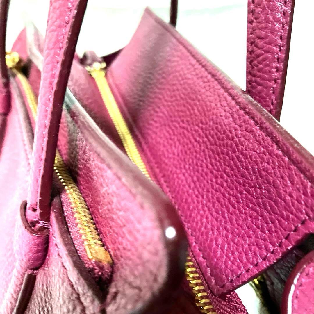 フェラガモ　イタリアンレザーハンドバッグ（バーガンディ）