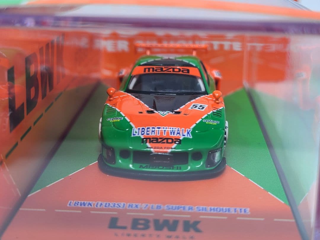 1/64 FD3S RX-7 LB スーパーシルエット