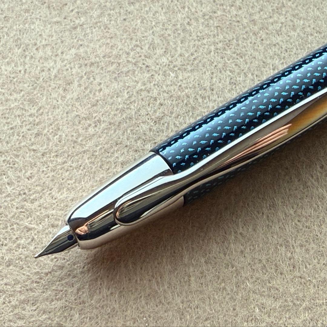 パイロットキャップレス絣・青・F細字