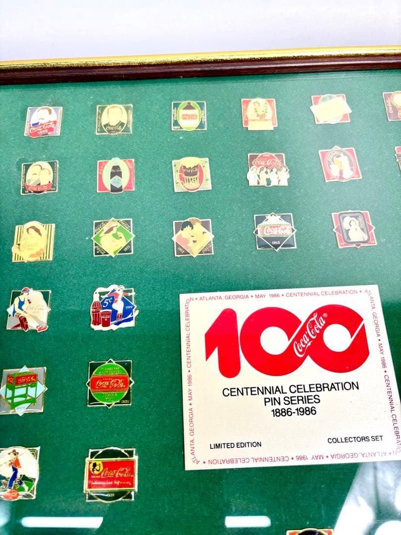コカコーラ100周年記念ピンバッジセット 額装限定品 1886-1986 - メルカリ