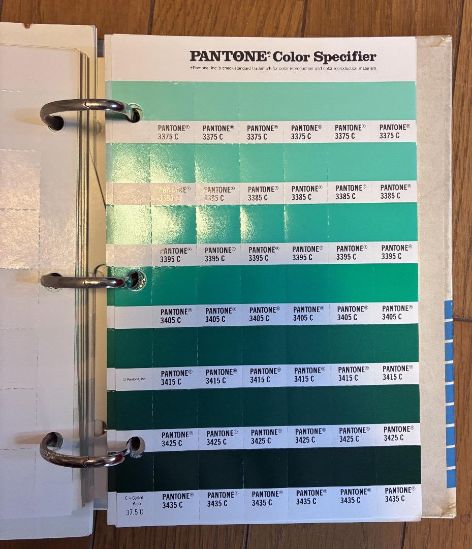 PANTON Color Specifier コート紙 3冊セット - メルカリ