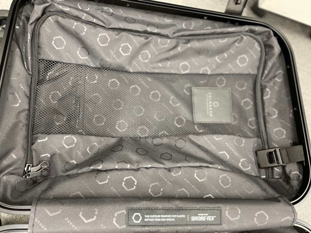 SOLGAARD ブラックキャリーケース 1912 0.7 Carry-on Closet