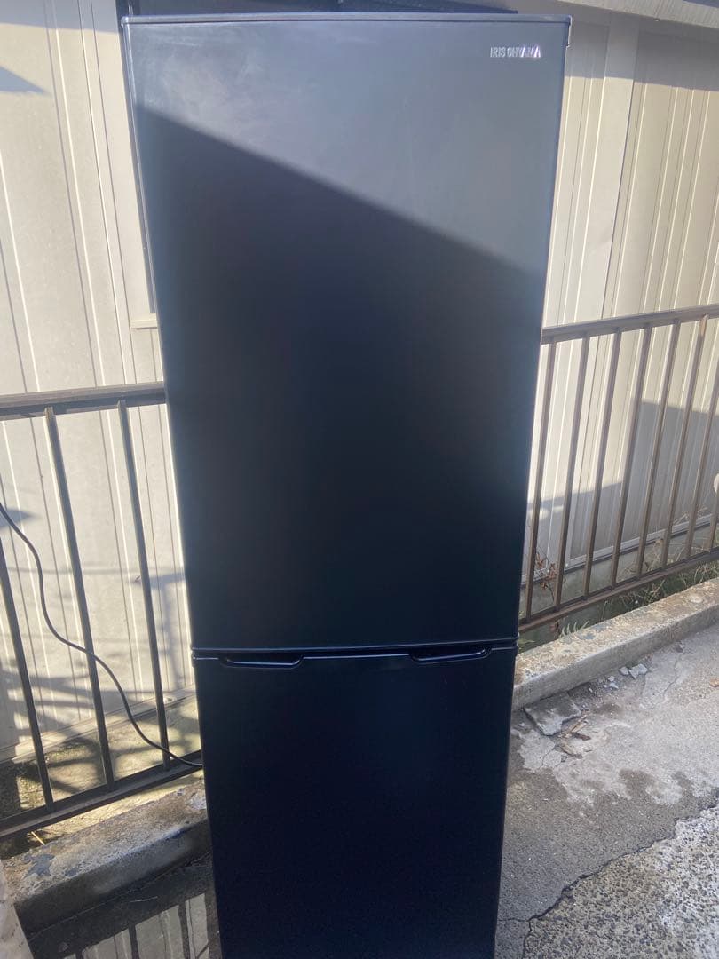 I758 IRISOHYAMA 2019年製 162L 冷蔵庫 ブラック