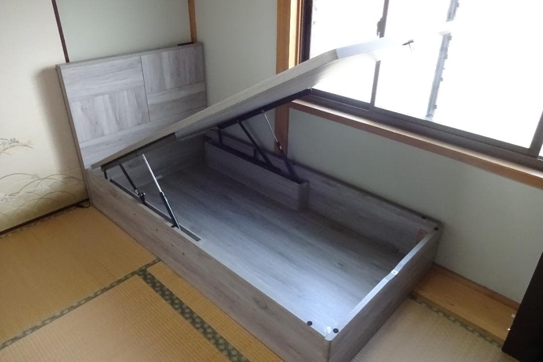 【ほぼ未使用】大塚家具シングルベッドフレーム「エールTS」跳ね上げ式収納付タイプ