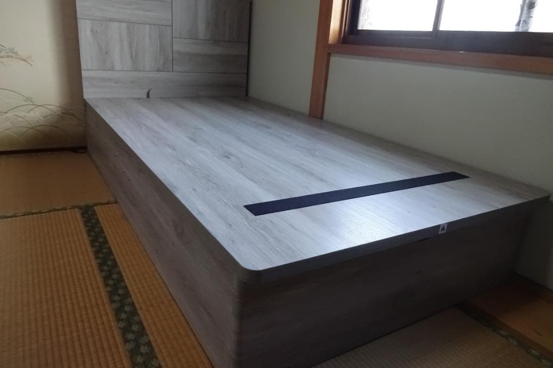 【ほぼ未使用】大塚家具シングルベッドフレーム「エールTS」跳ね上げ式収納付タイプ