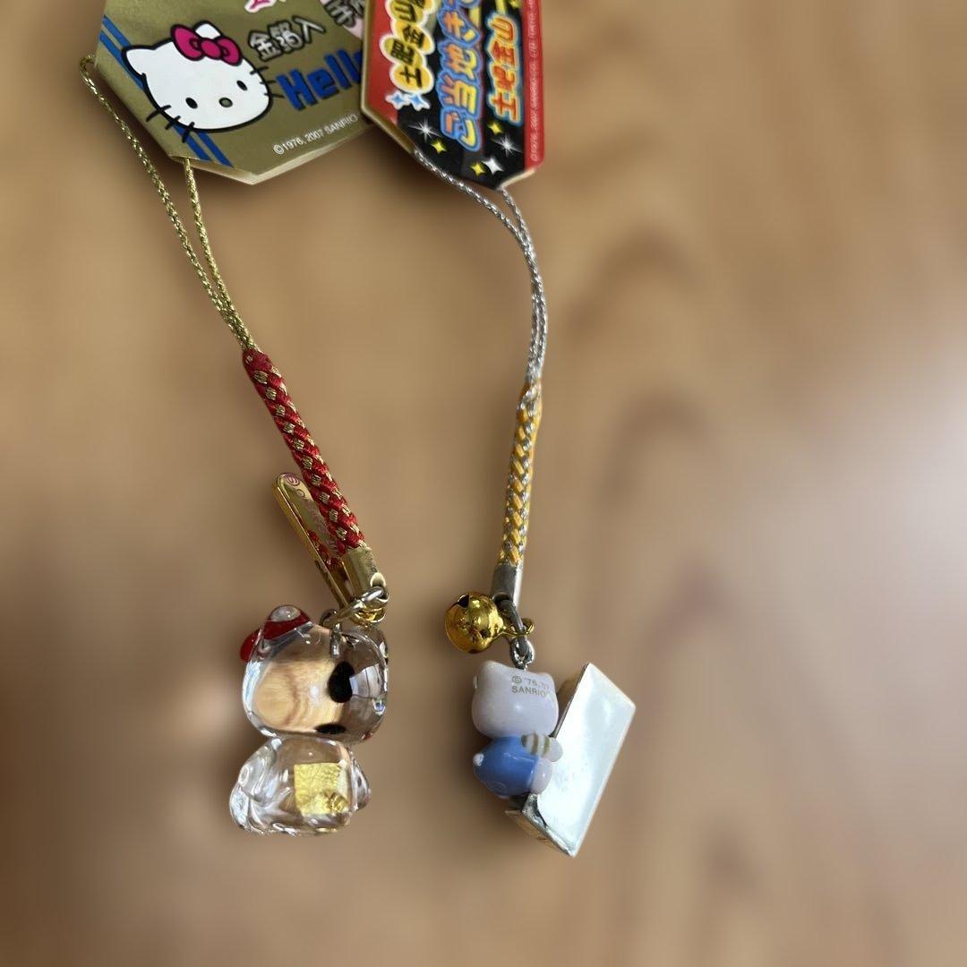 ご当地キティ　静岡　伊豆土肥金山限定　金箔入り手作りガラス　根付けストラップ