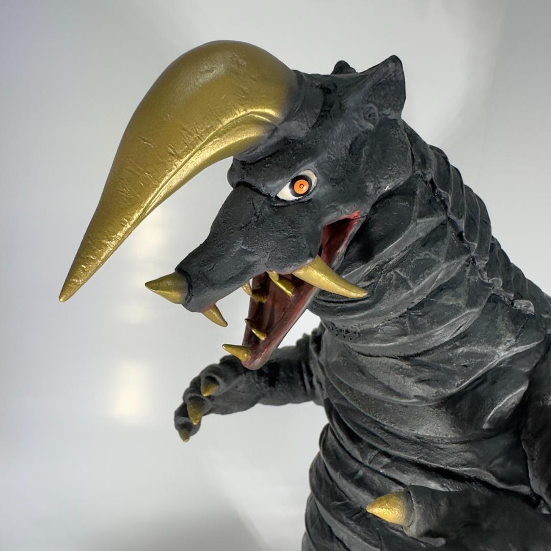 マ*ン様 大怪獣シリーズ ナックル星人&ブラックキング 激闘カラーVer