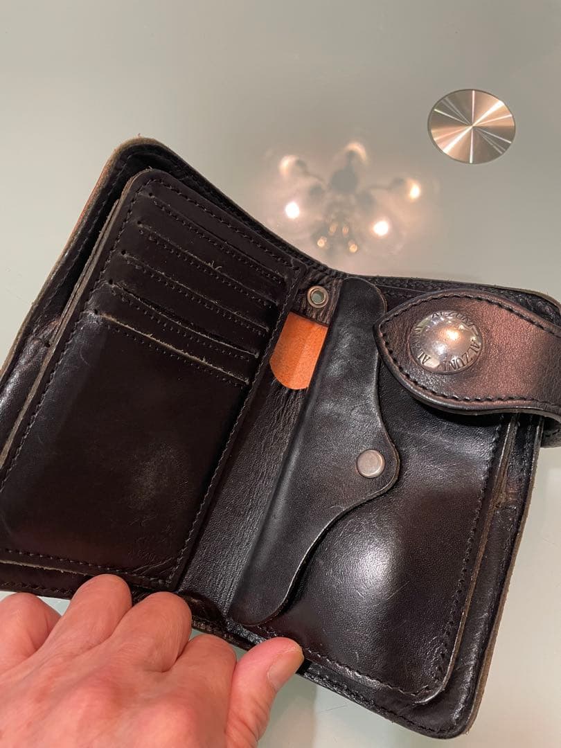 ALZUNI アルズニ ミドルウォレット サード ファニー ケイシイズ