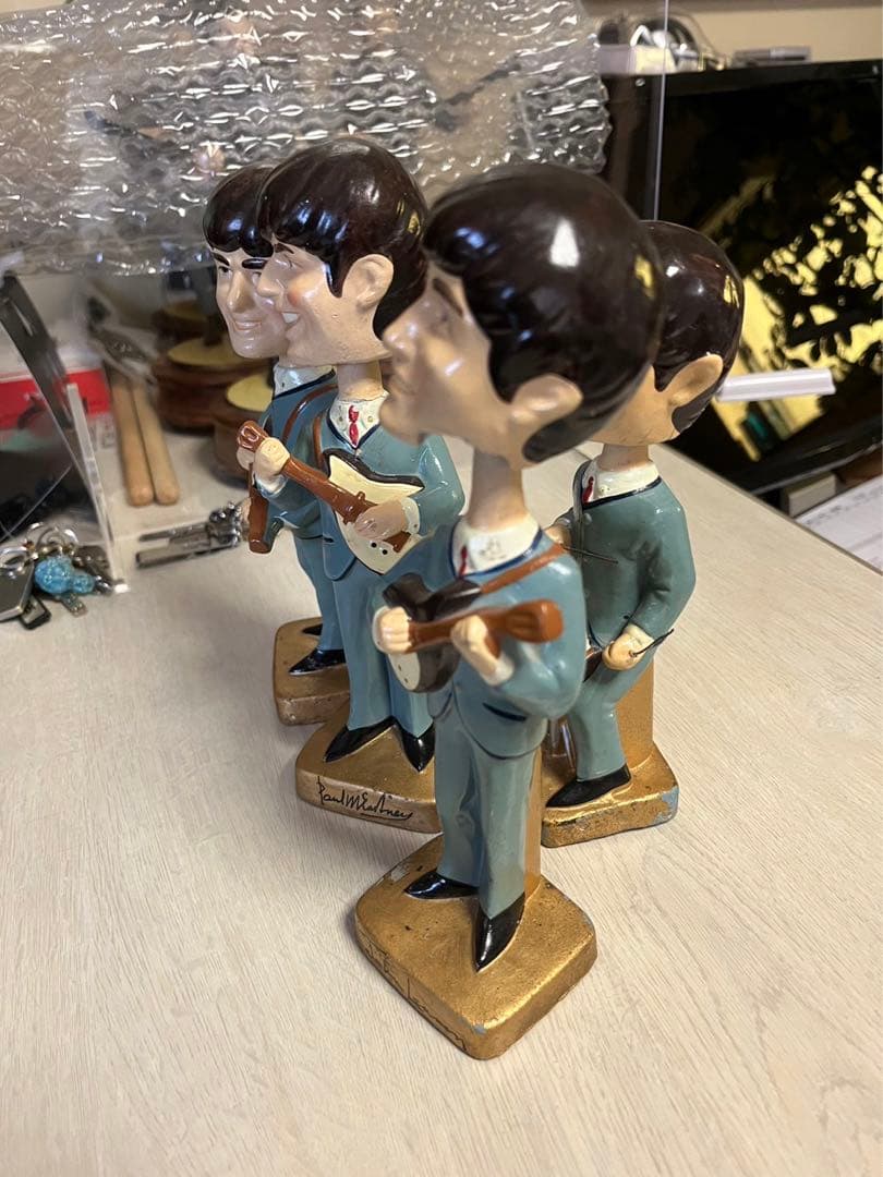 ビートルズBeatles フィギュア首振り人形ボブルヘッド - メルカリ