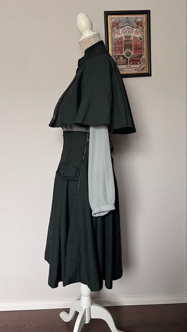 Sheglit Orléans ケープ&スカートセット