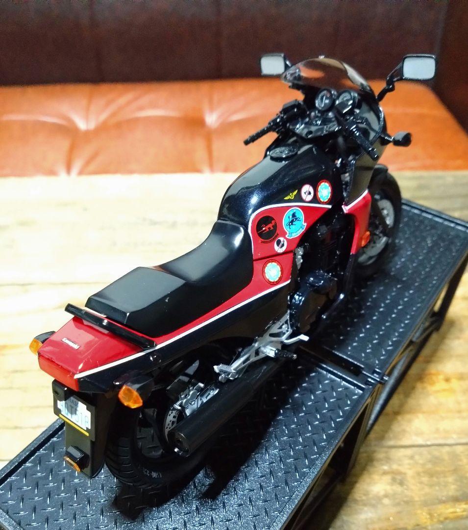 カワサキ GPZ900R ニンジャ 1/12 トップガンバージョン 完成品 - メルカリ