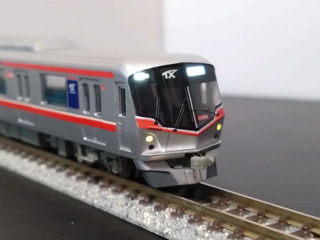 鉄道模型　つくばエクスプレス TX-2000系 ６両セット