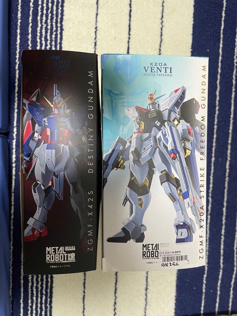 L ROBOT魂　ストライクフリーダム+デスティニー