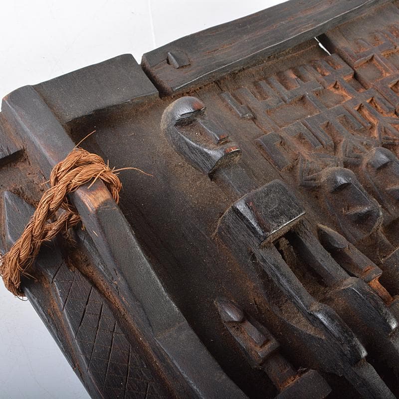 アフリカン プリミティブアート 木彫 扉 壁飾り ドゴン族 M R5935B