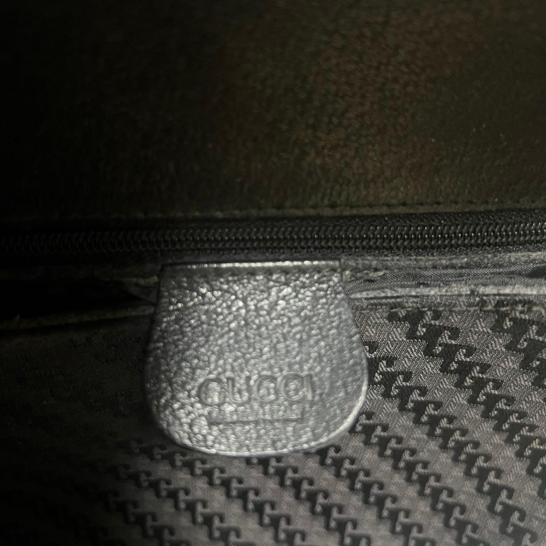gucci ショルダーバッグ　ワンショルダー　オールドグッチ　ブラック　レザー