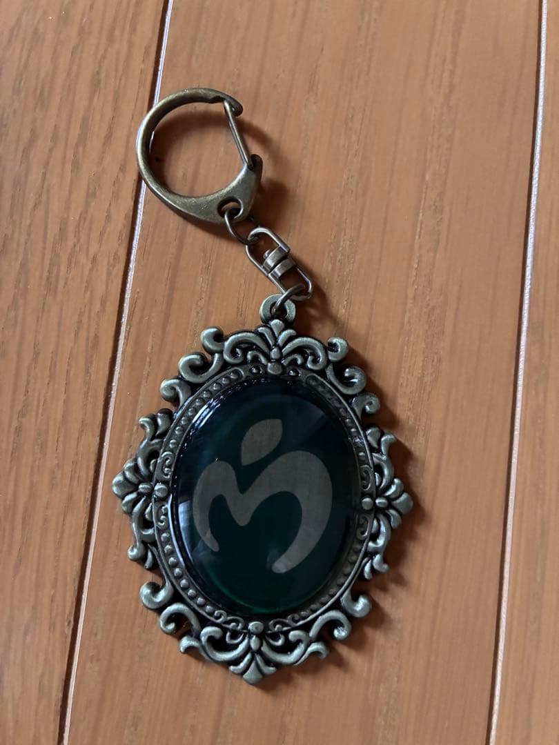 BABEL no TOH ロープハンドルバッグ エンブレムキーホルダー - メルカリ