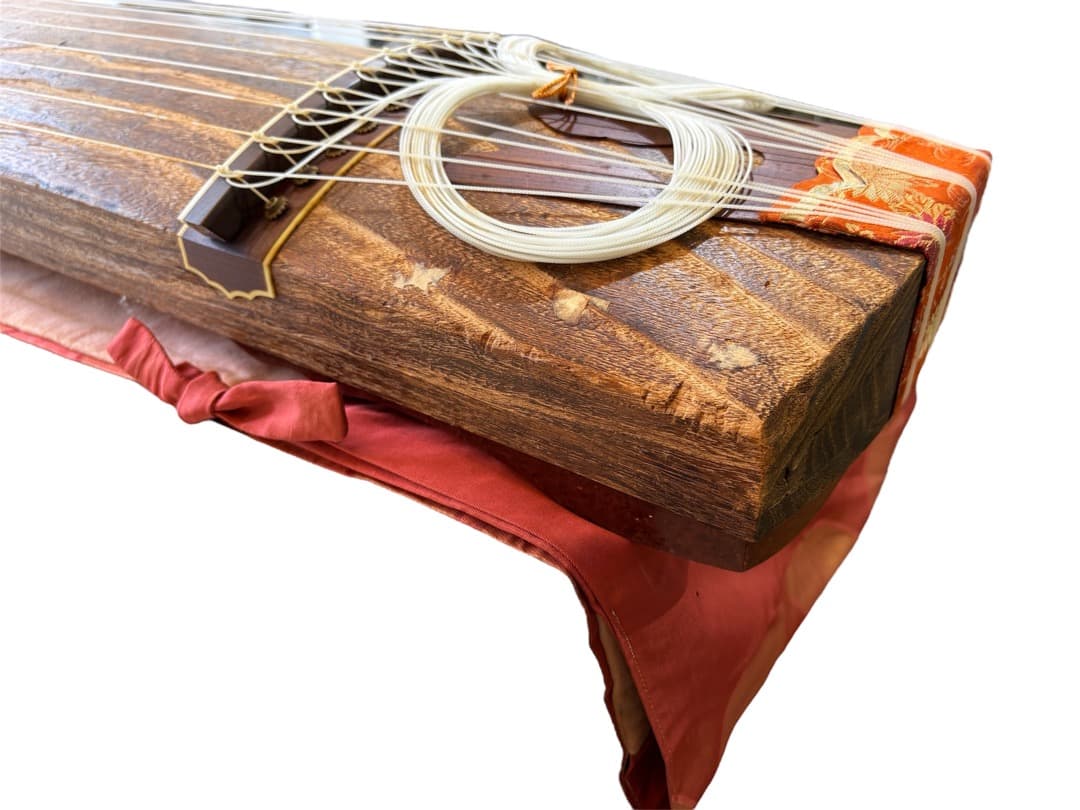 琴 お琴 箏 すだれ彫り 和楽器 13弦 花柄装飾 くり甲 半