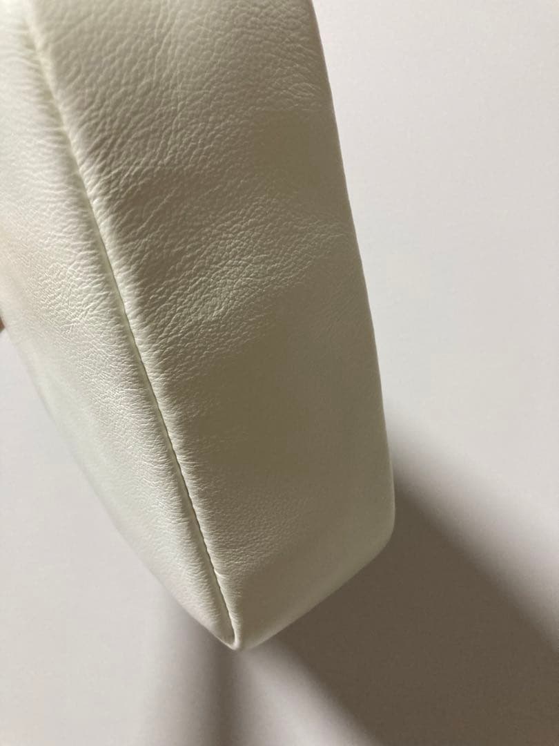 Aeta ホワイト スクエアハンドバッグ