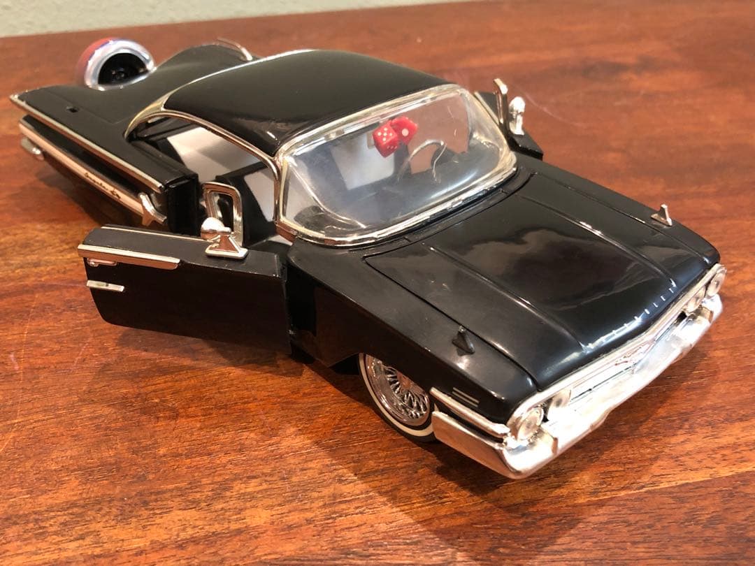 1960 シボレー インパラ JADA TOYsミニカー