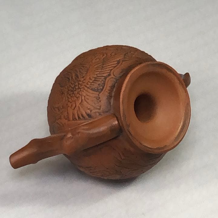 松永朱泥龍仙人文桃型水滴急須