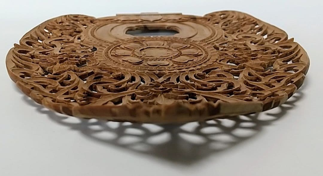 光背(3.5寸坐像用)#420 透し彫 宝相華唐草 ◇白檀 木彫 仏像付属品