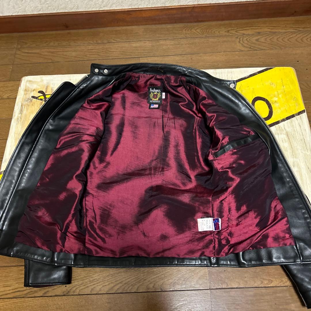 超美品‼️最新型schott641XX 32インチ