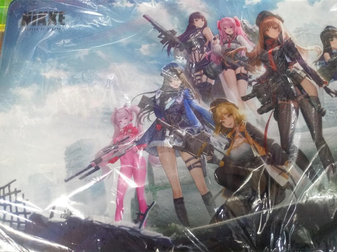 勝利の女神　NIKKE プレイマットA　 未開封新品 最安値