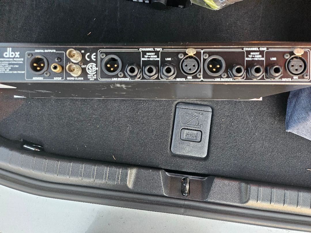 dbx 386 2ch 真空管マイクプリアンプ 通電確認のみ　中古