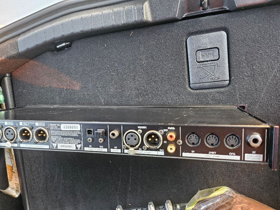 dbx 386 2ch 真空管マイクプリアンプ 通電確認のみ　中古