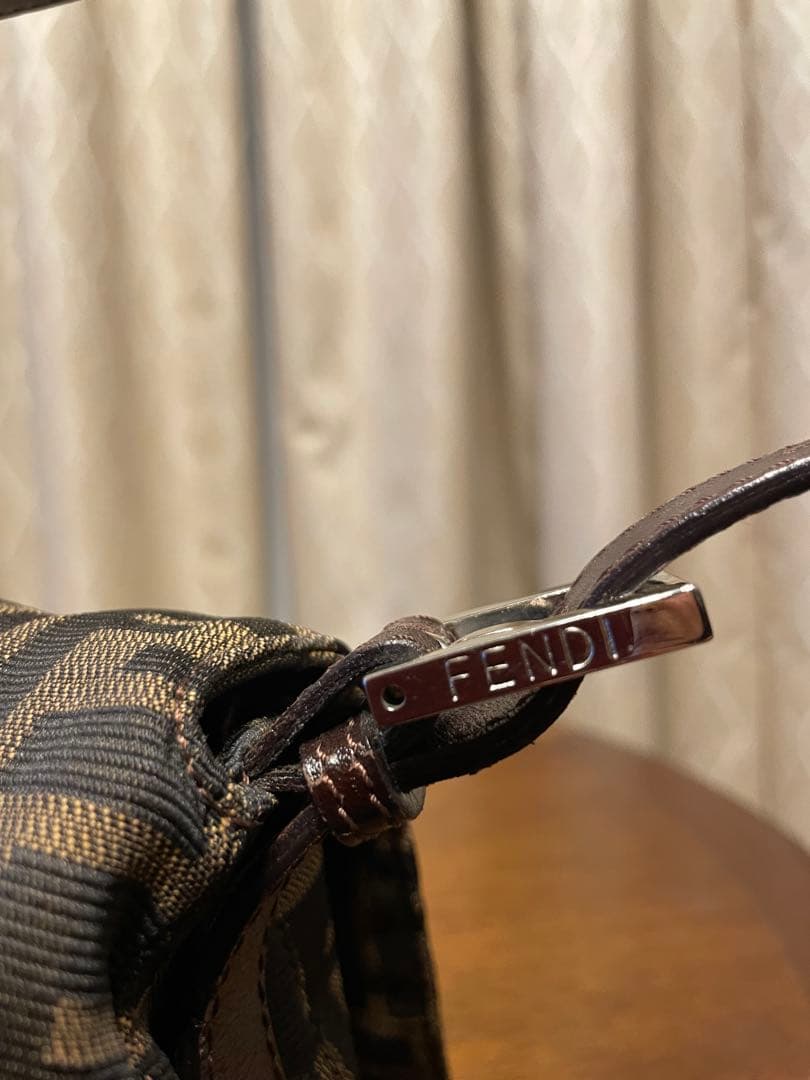 Fendi FFロゴ ショルダーバッグ ベージュ/ブラウン