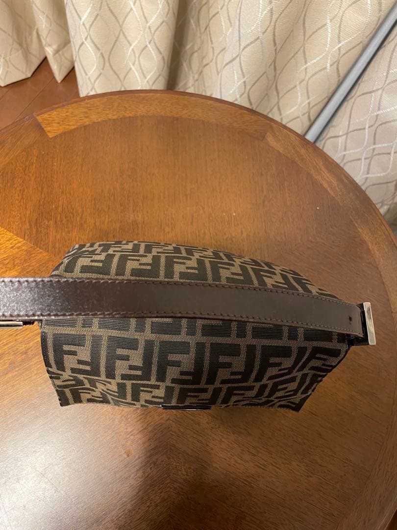 Fendi FFロゴ ショルダーバッグ ベージュ/ブラウン