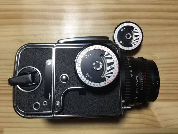 HASSELBLAD 500C/M Planar1:2.8 楽一番】HASSELBLAD 500C/M Planar 1