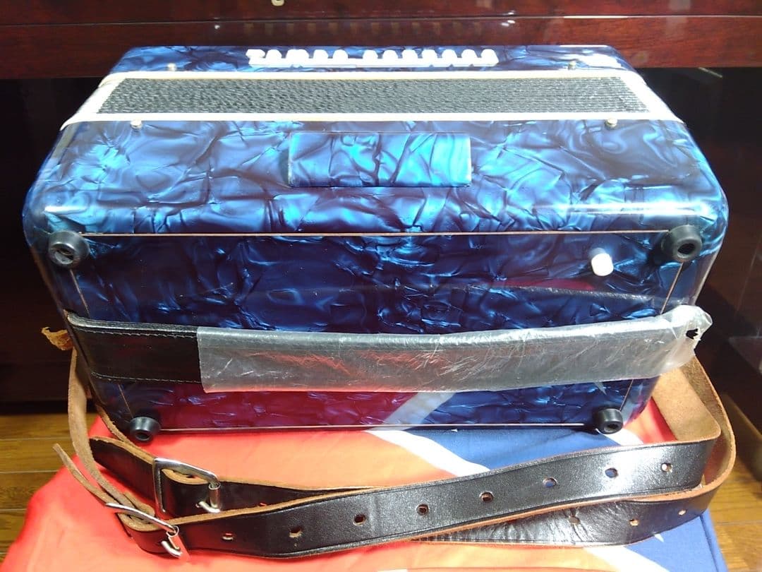 美品即演奏可）TAMBO SOPRANO アコーディオン 青【信頼の日本製】