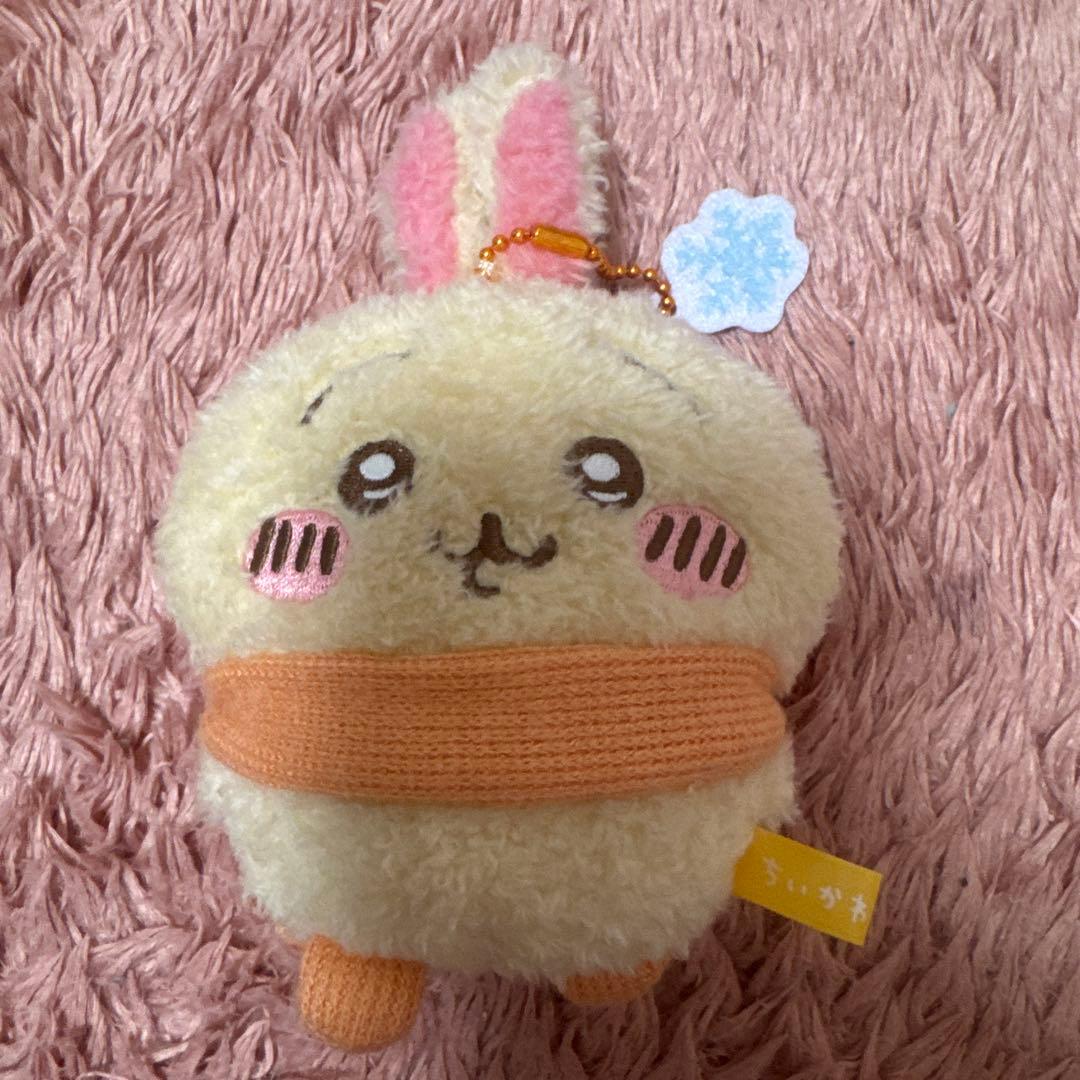 ちいかわ ハチワレ うさぎ マスコット カフェ　冬の装い　マフラー　コック　天使