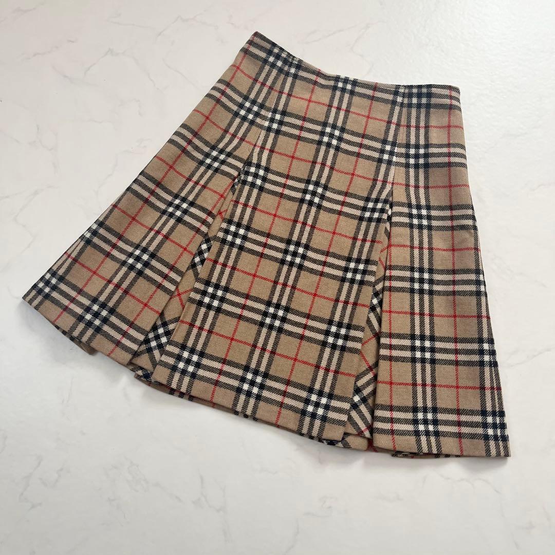 未使用級　希少サイズ　バーバリーロンドン　ノバチェック　プリーツスカート　2XL