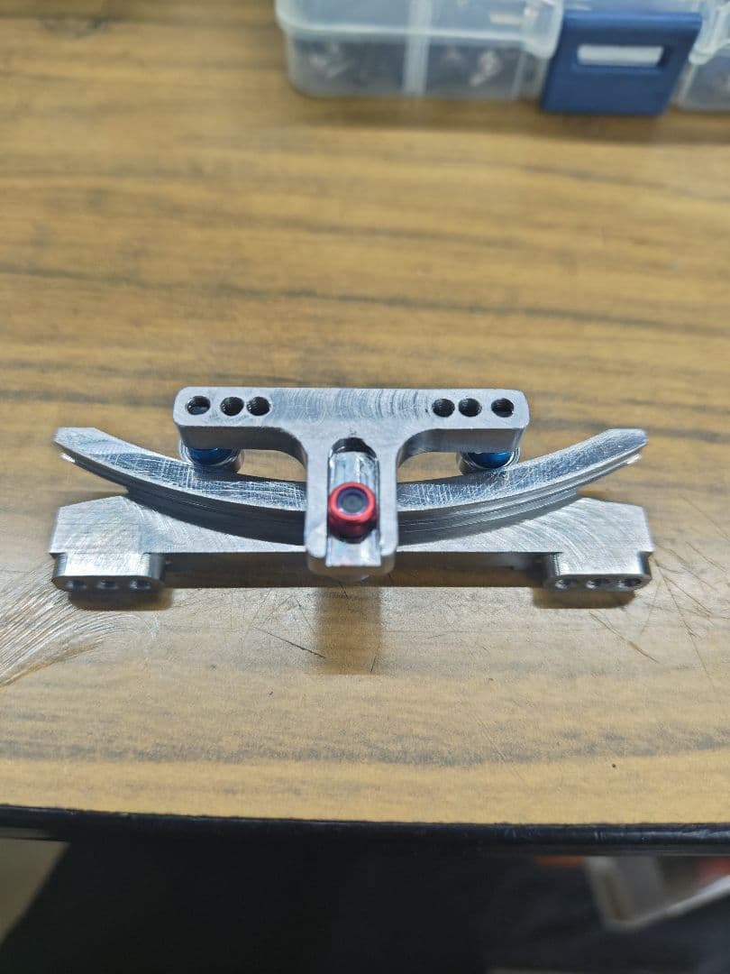 スチール製湾曲スライドラック