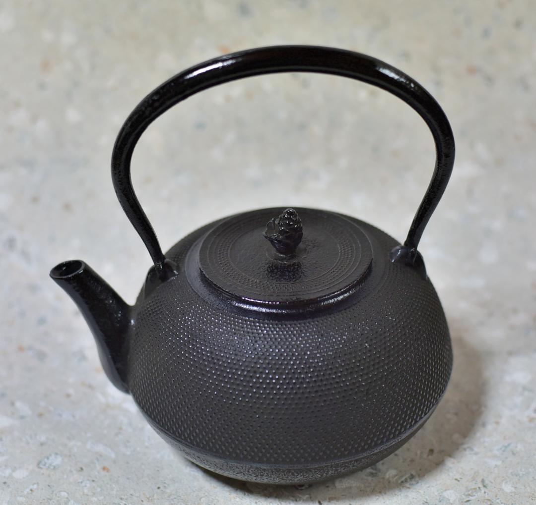 値下げ、南部みちのくアラレ鉄瓶 【極上品】 盛栄堂 お茶道具/共箱