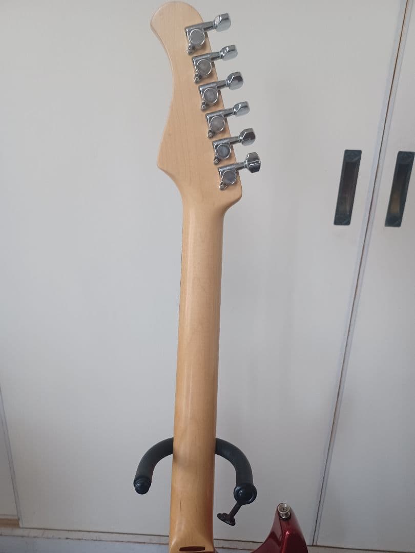 バッカス(Bacchus) エレキギター　ストラト