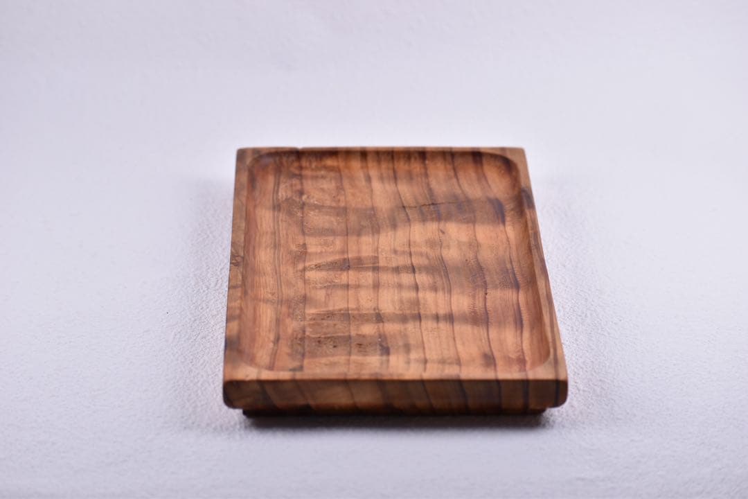 No.359屋久杉虎杢のトレーと黒柿の名刺ホルダー