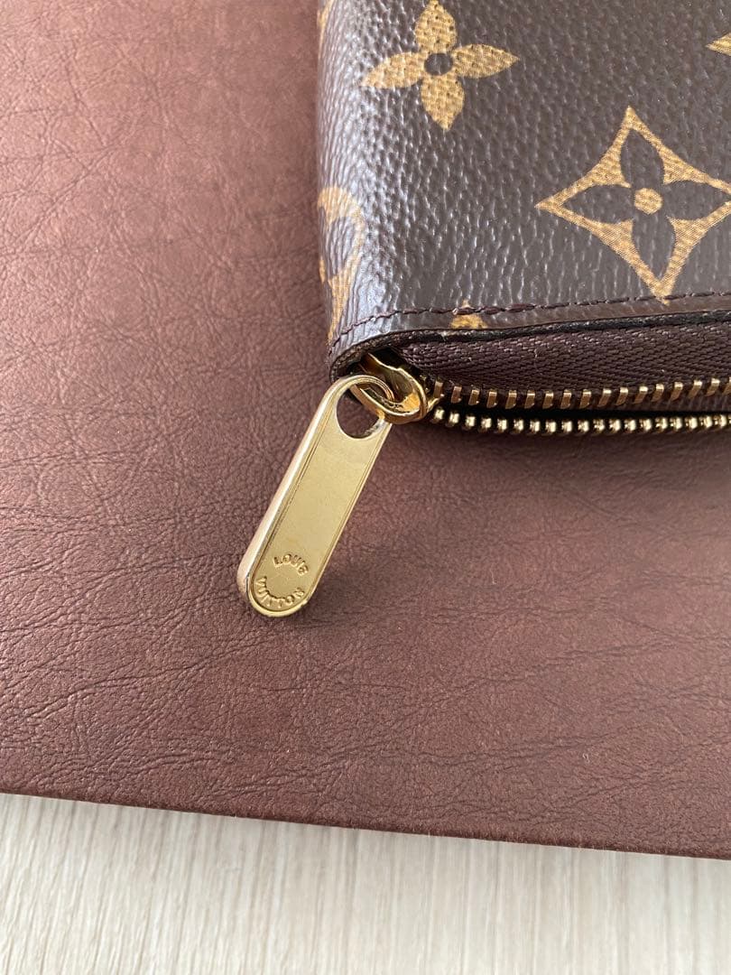 LOUIS VUITTON モノグラム ジッピーケース 最終お値下げ