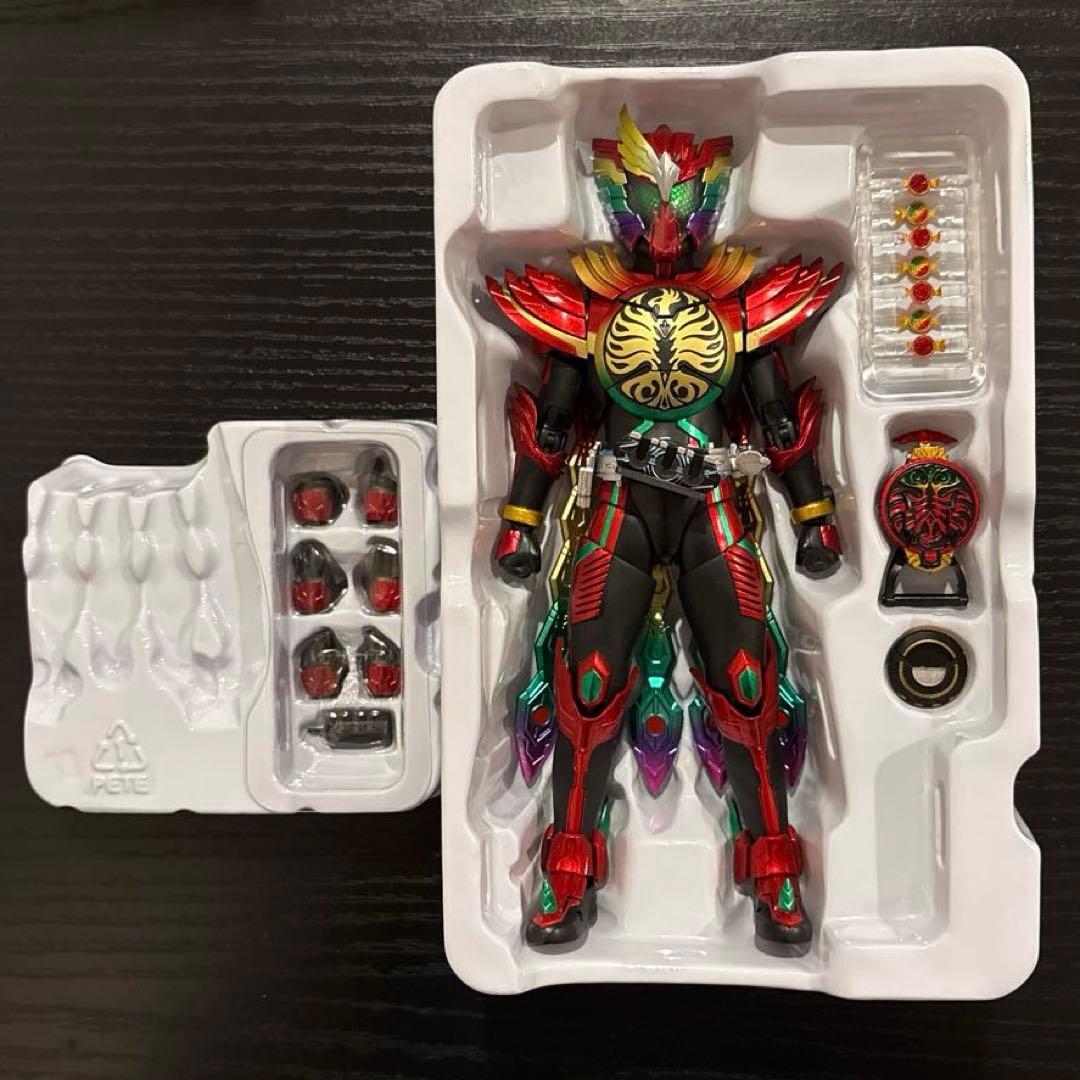 S.H.Figuarts真骨彫製法仮面ライダーオーズ タジャドルコンボエタニティ