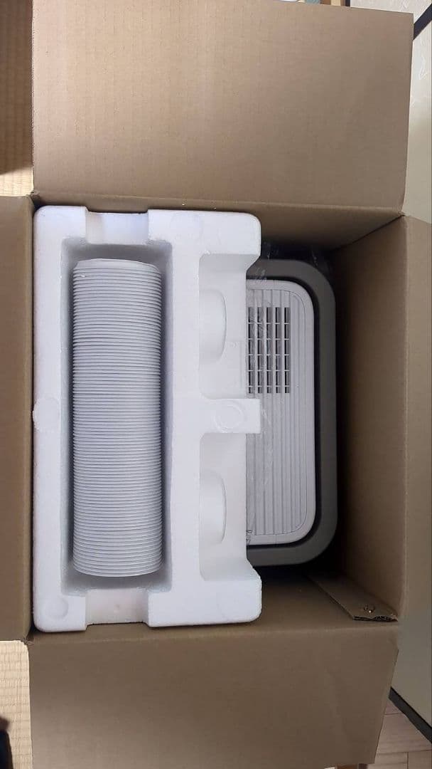 IRIS OHYAMAのコンパクトクーラーICA-0301Y【工事不要】