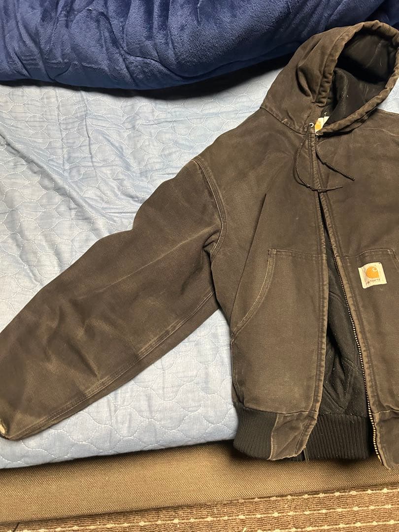 Carhartt アクティブジャケット　ブラック