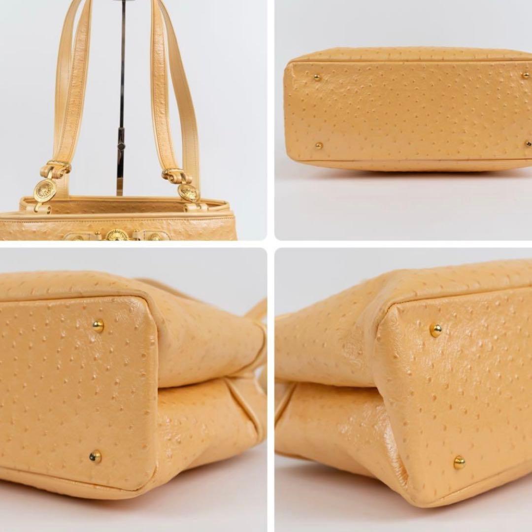 美品　ヴェルサーチ サンバースト オーストリッチ レザー ベージュ